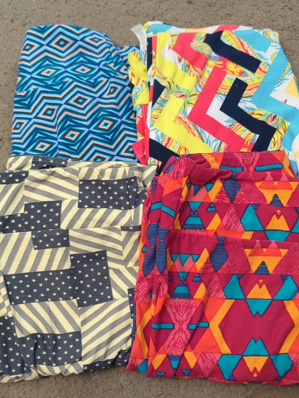 Colorful Patterned Bundle Of 4 Lularoe Leggings In Geometric & Tribal Prints